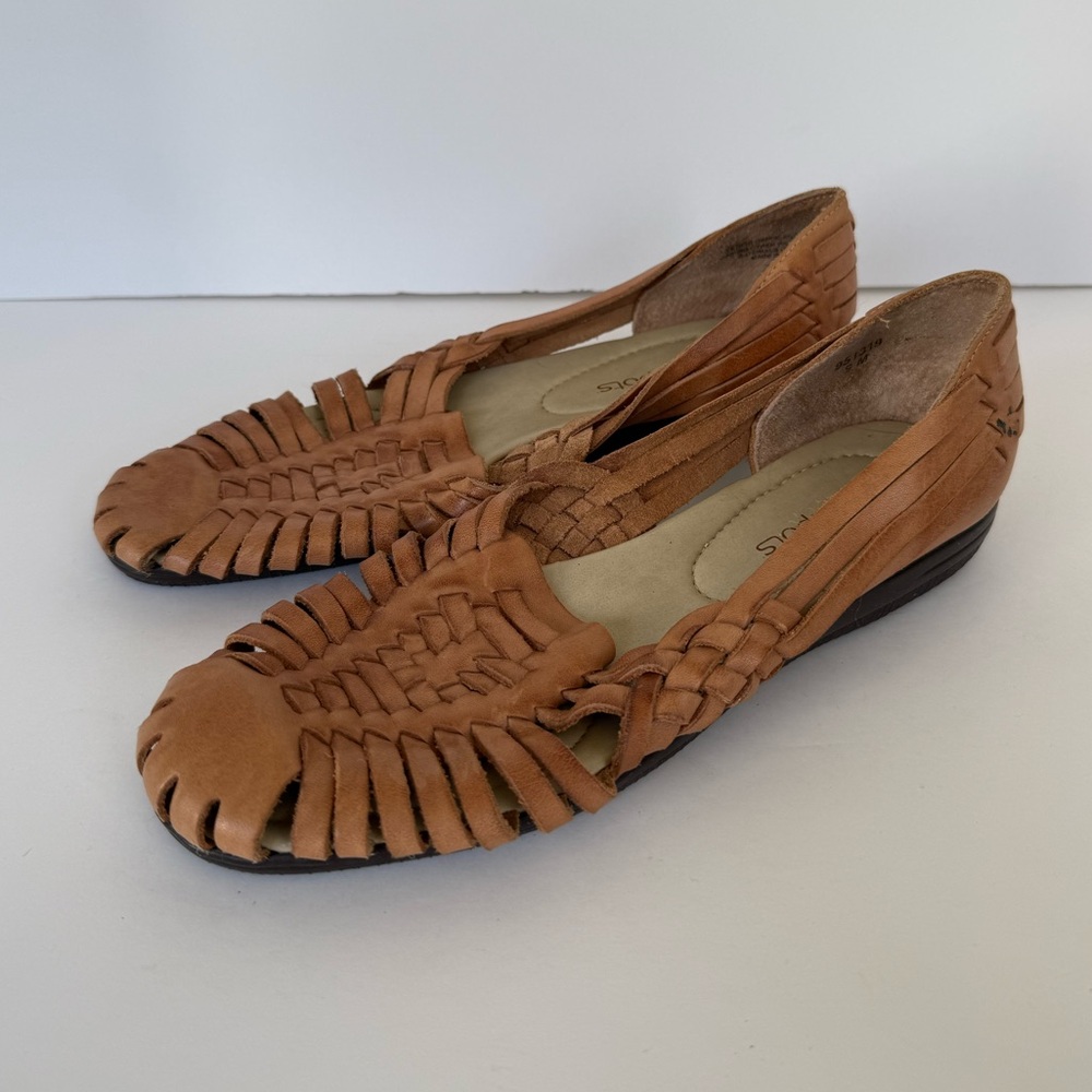 Women's Tan Woven Leather Huarache Flats - Softspots- Size 9